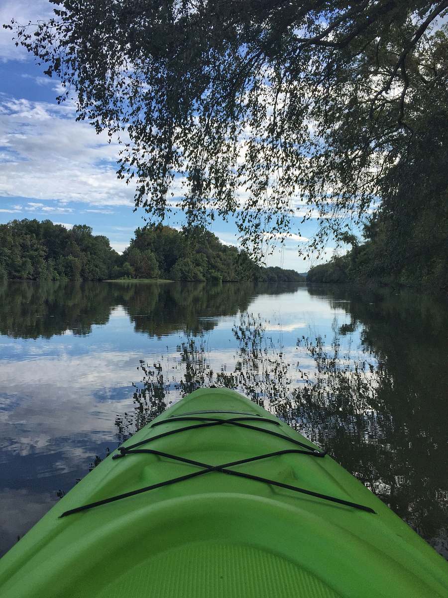 transportation green kayak vehicle