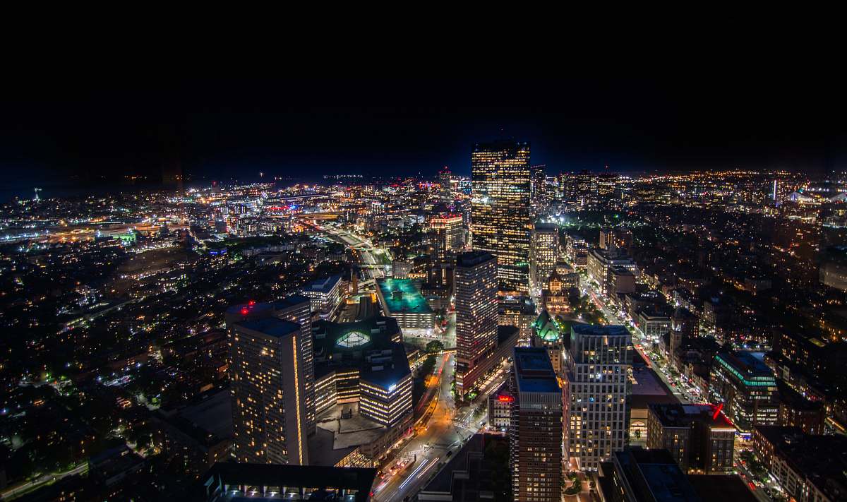 city high angle photography of a Flatiron Building in nighttime urban