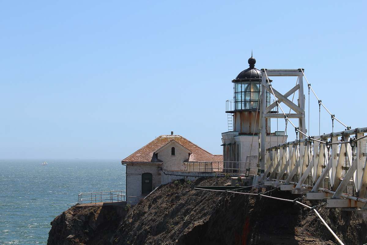tower white lighthouse architecture