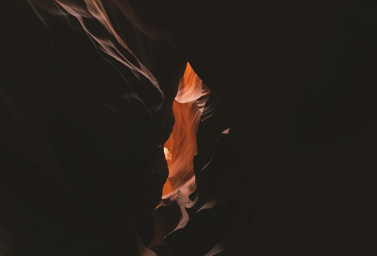 cave-antelope-canyon-image-free-photo