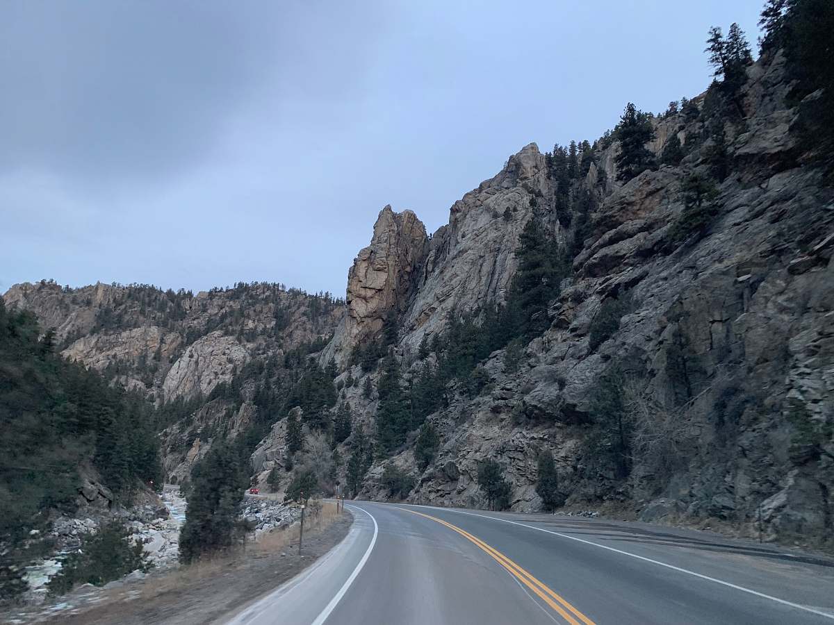 freeway grey road during daytime highway