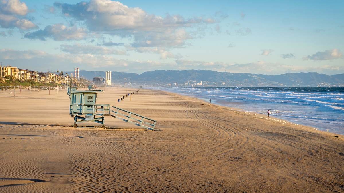 ocean blue wooden watch tower on shore nature