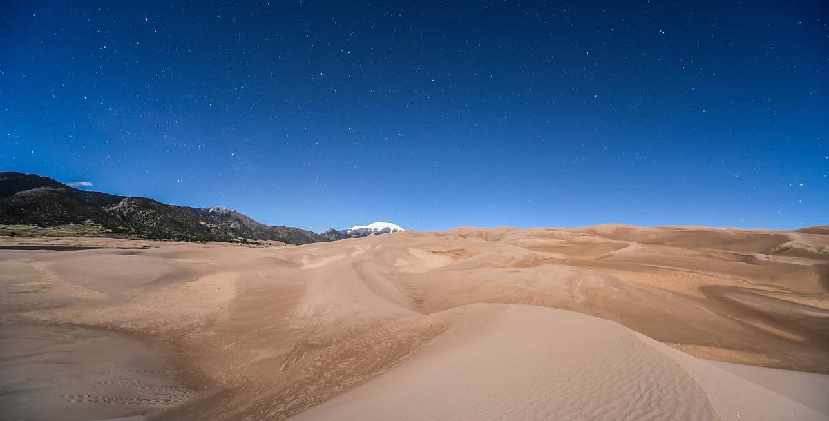 desert desert under blue sky dune