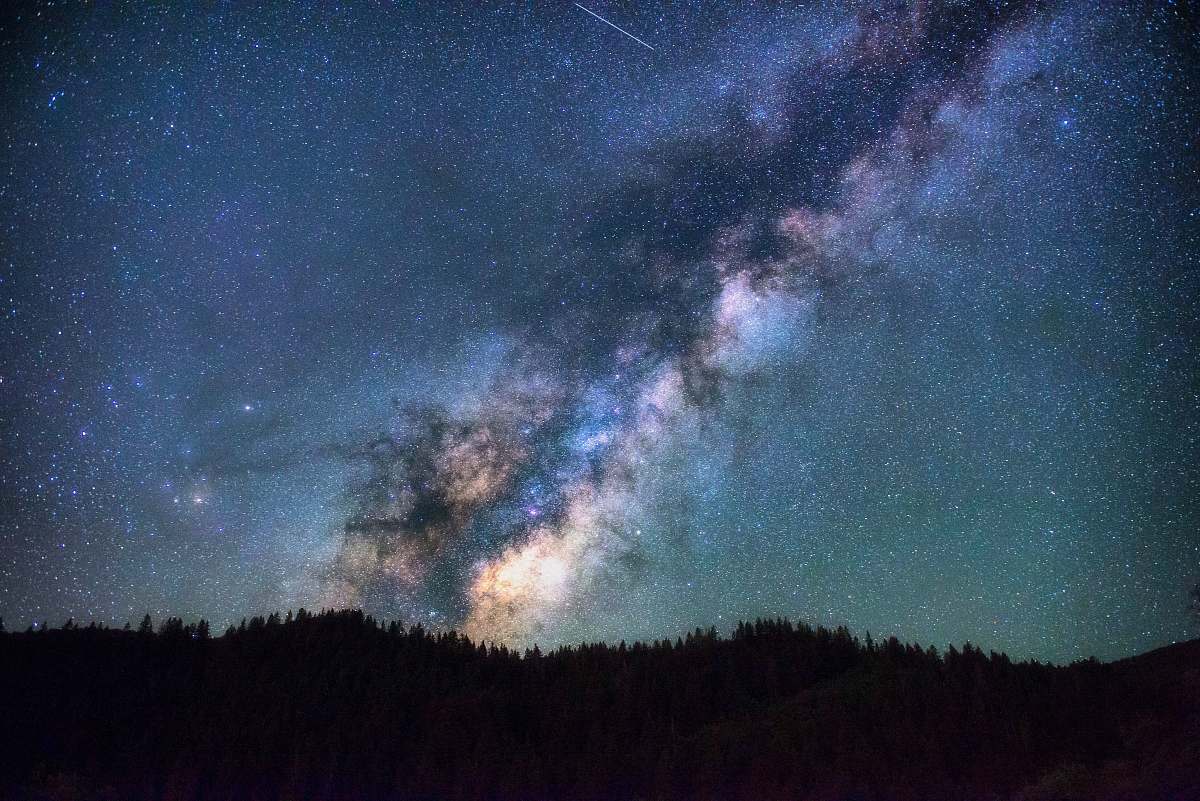 night time lapse photography of stars galaxy