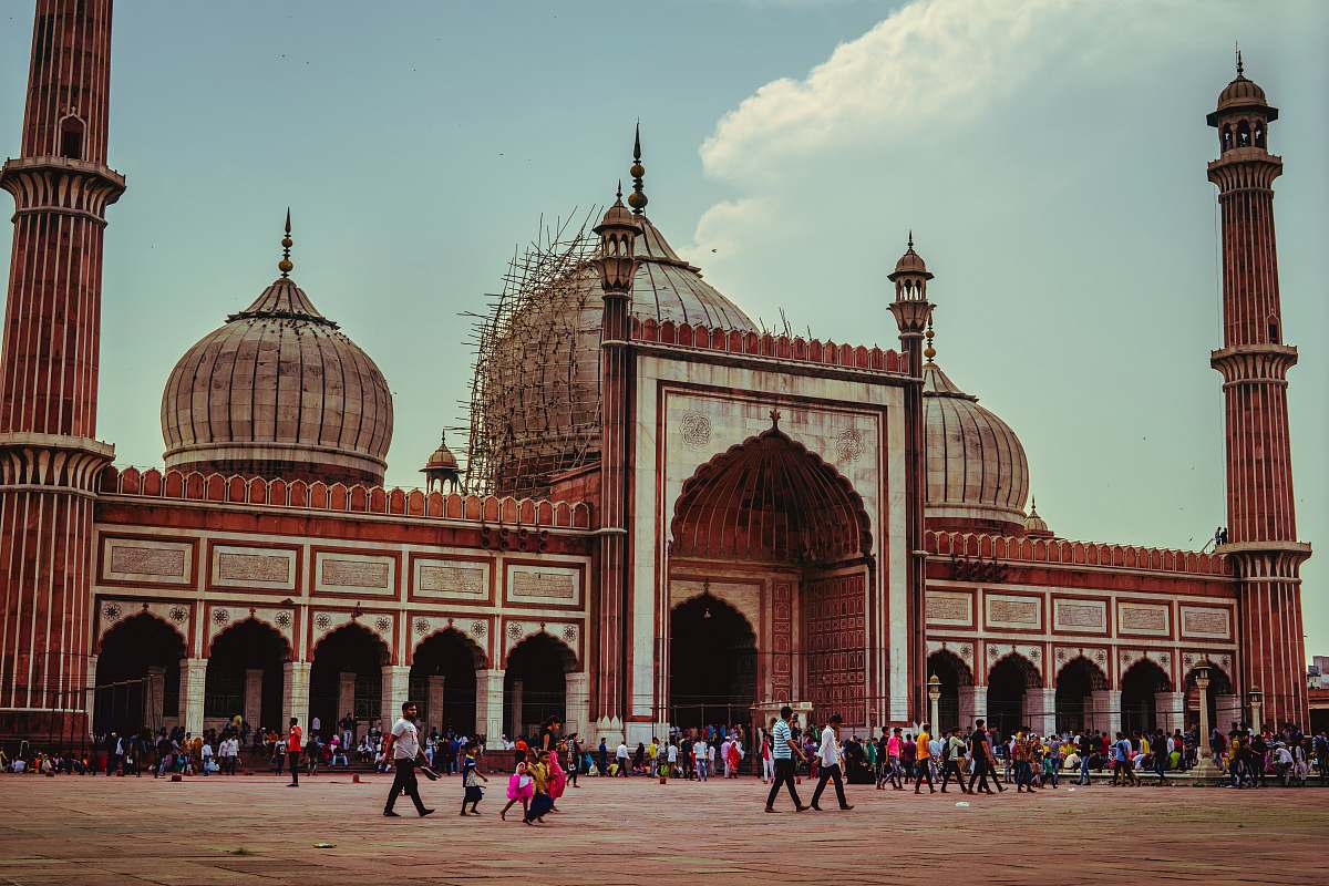 building architectural photography brown monument dome