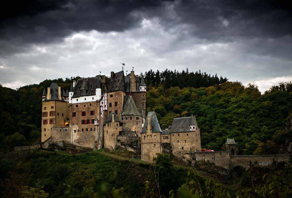 building brown and gray castle castle