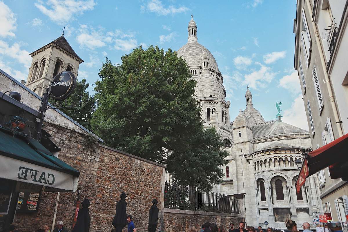 building brown and gray concrete buildings dome
