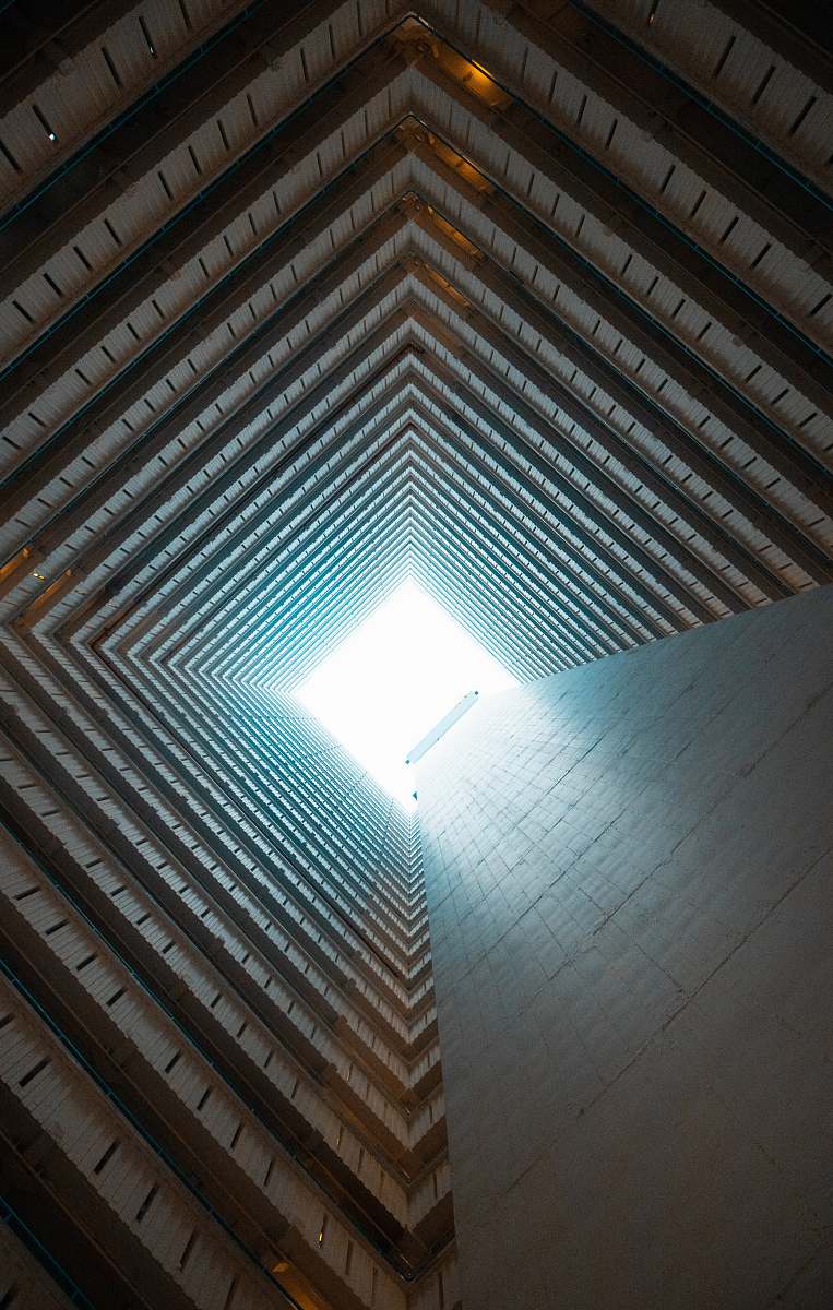 building brown and white concrete wall close-up photography window
