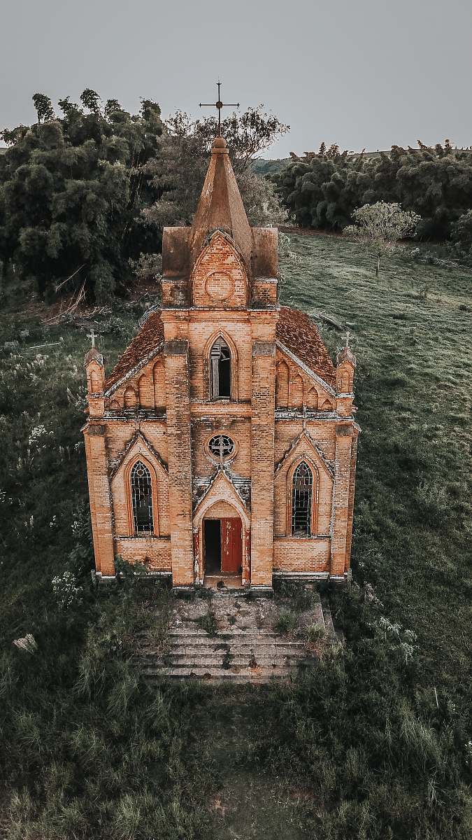 building brown church spire