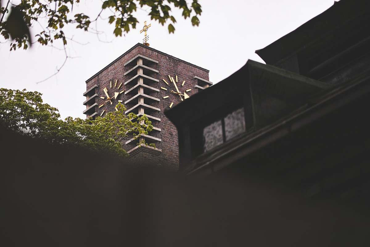 building brown concrete buildings tower