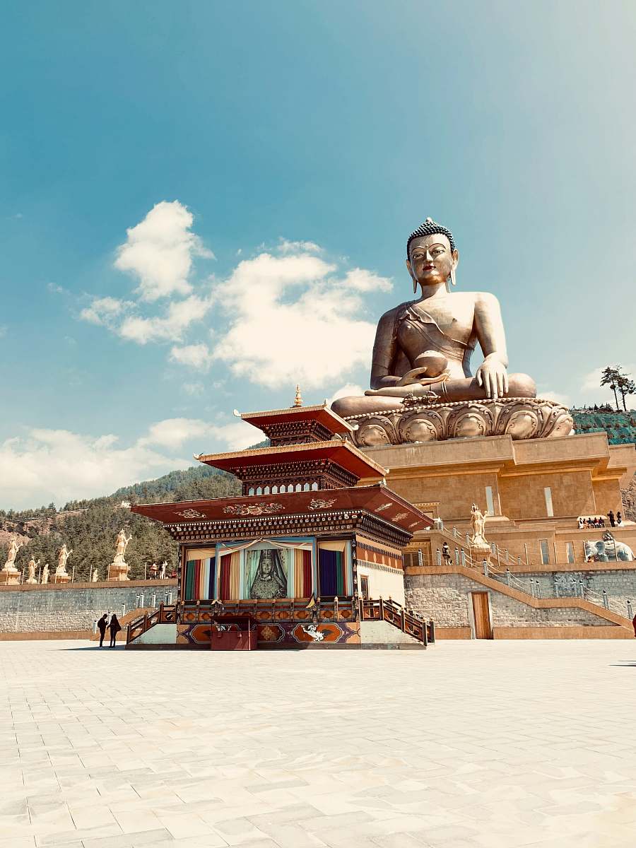 building buddha photography housing