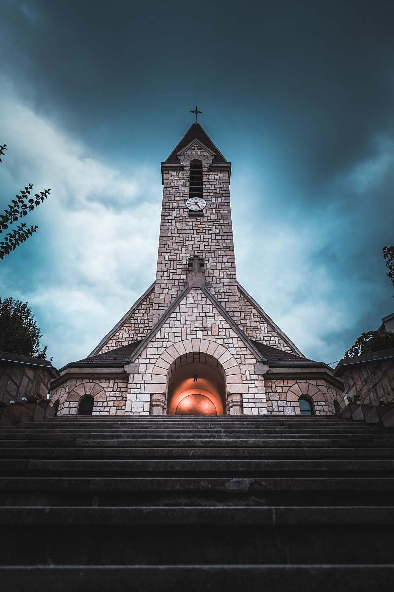 building church during daytime tower