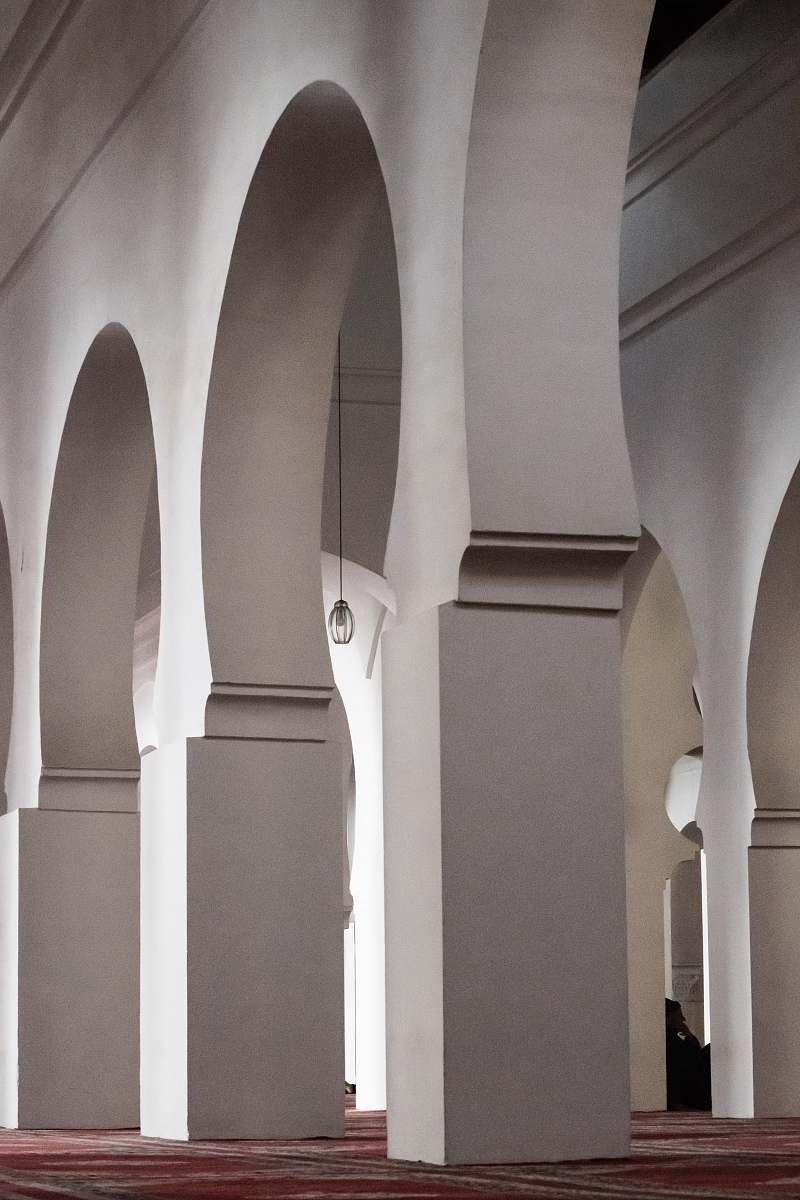 building empty white concrete building arch