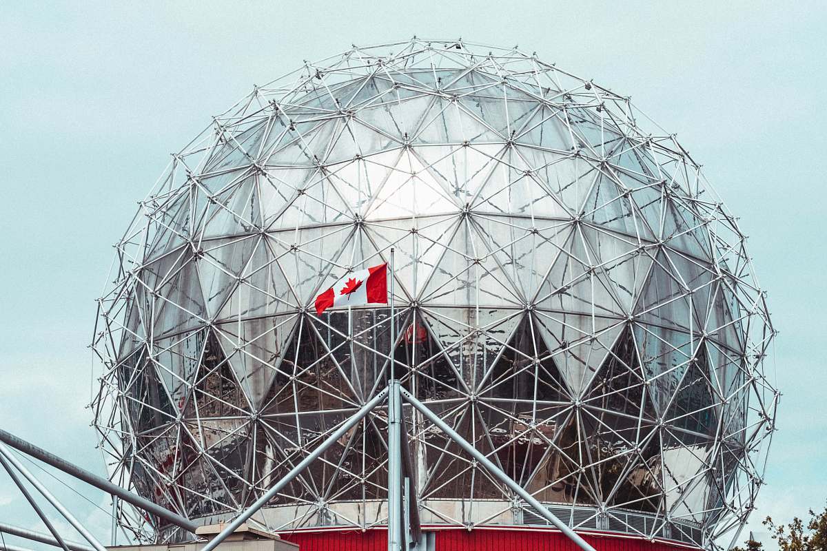 building flag of Canada on pole dome
