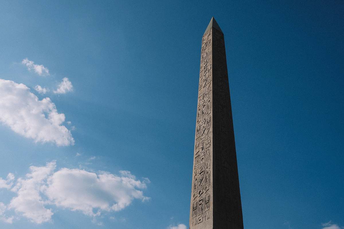 monument gray concrete tower obelisk
