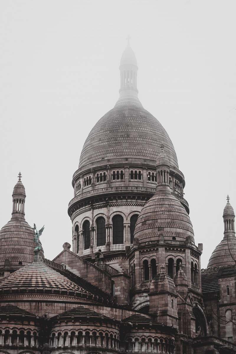 building gray mosque during daytime dome