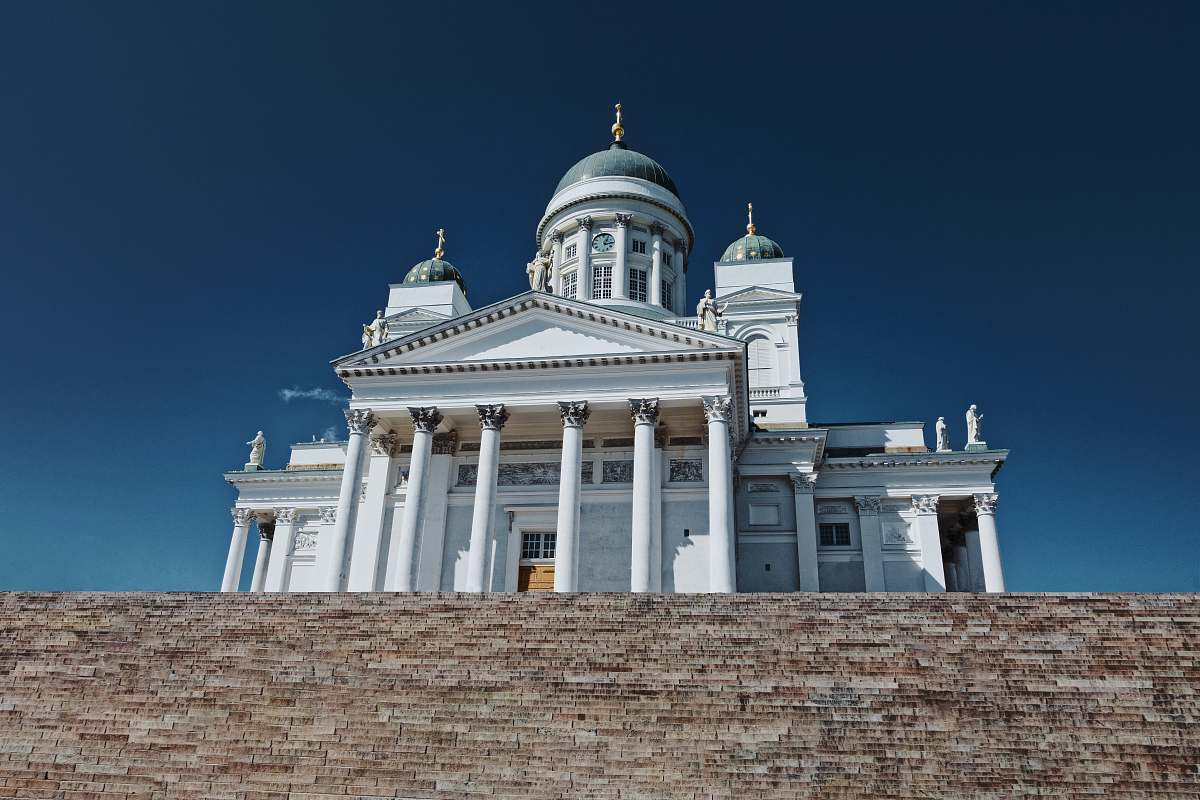 building helsinki cathedral dome