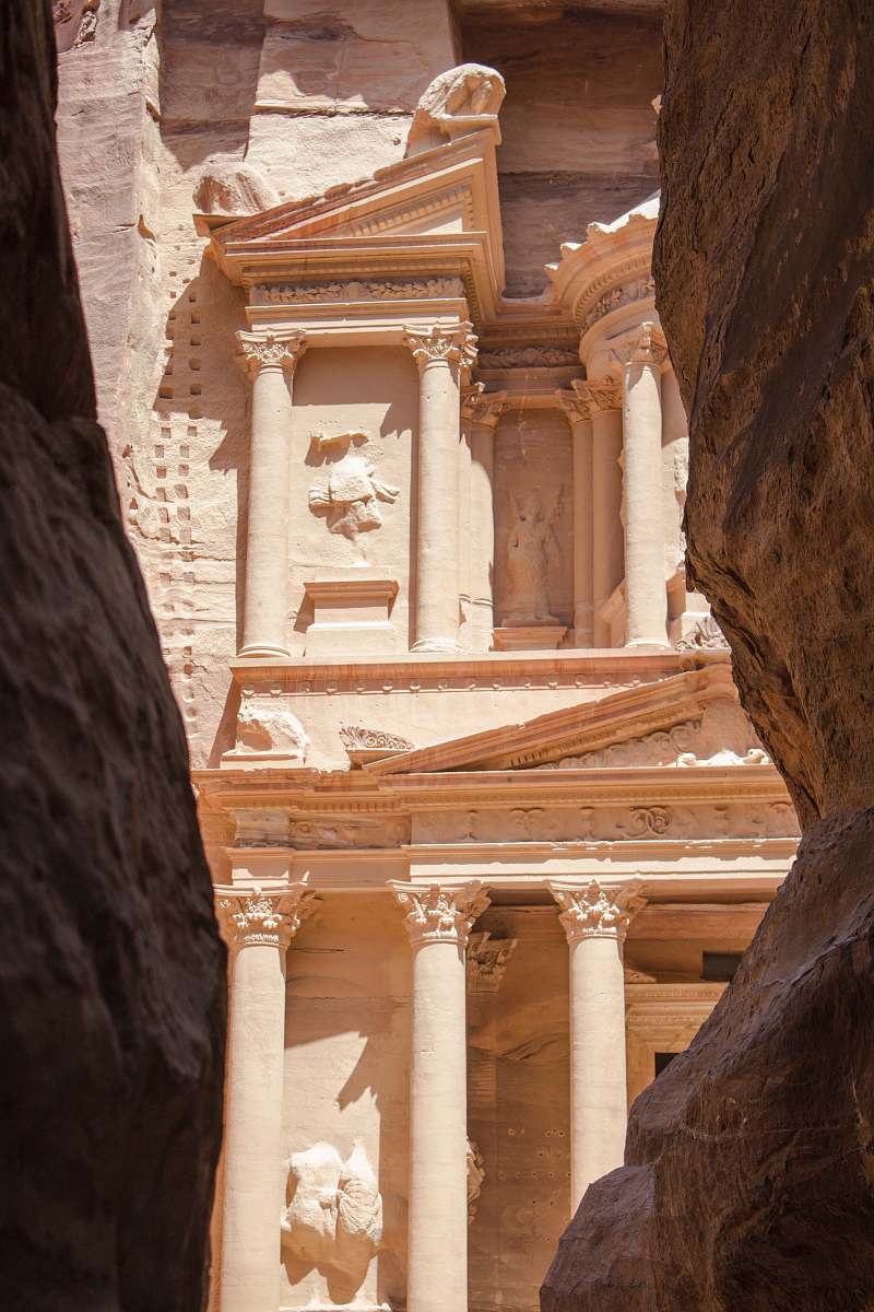 building Petra, Jordan pillar