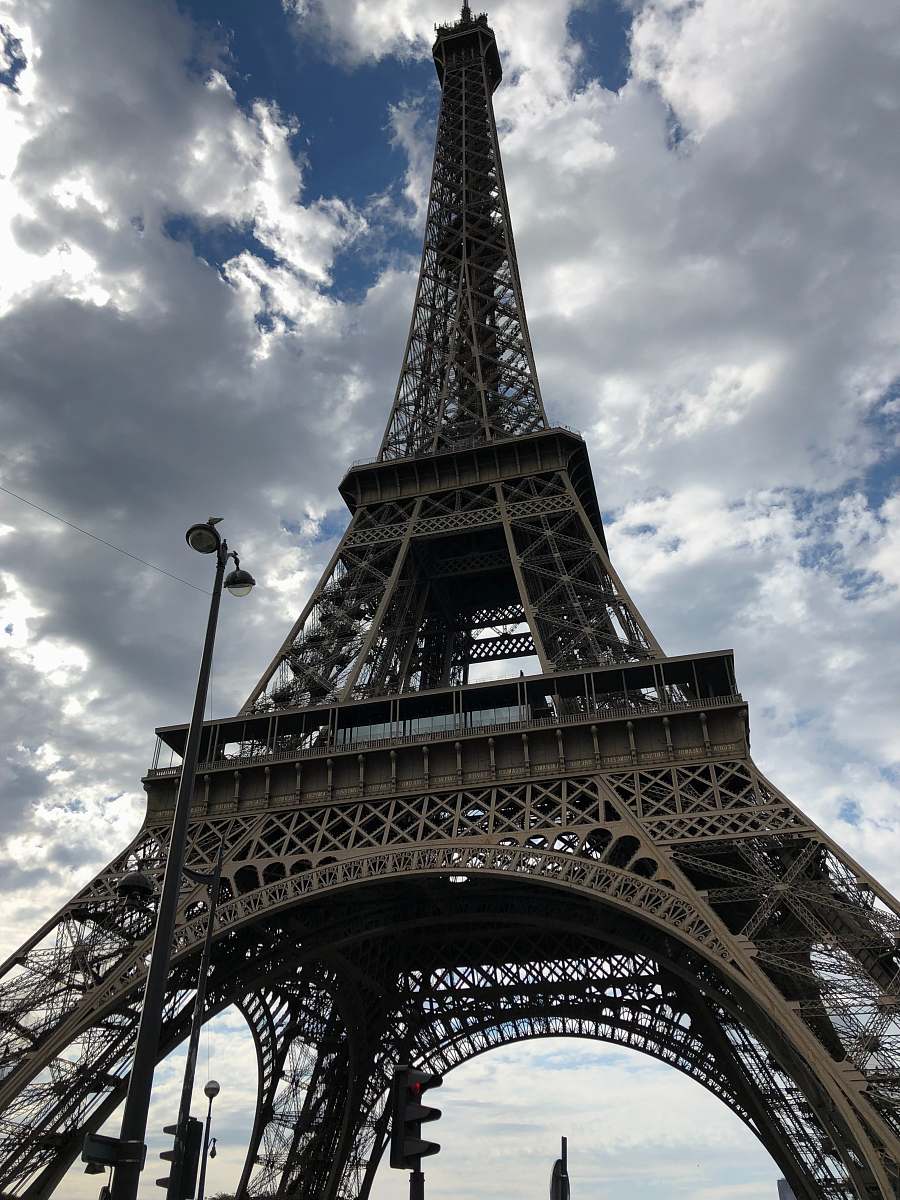 building photo of Eifel Tower tower