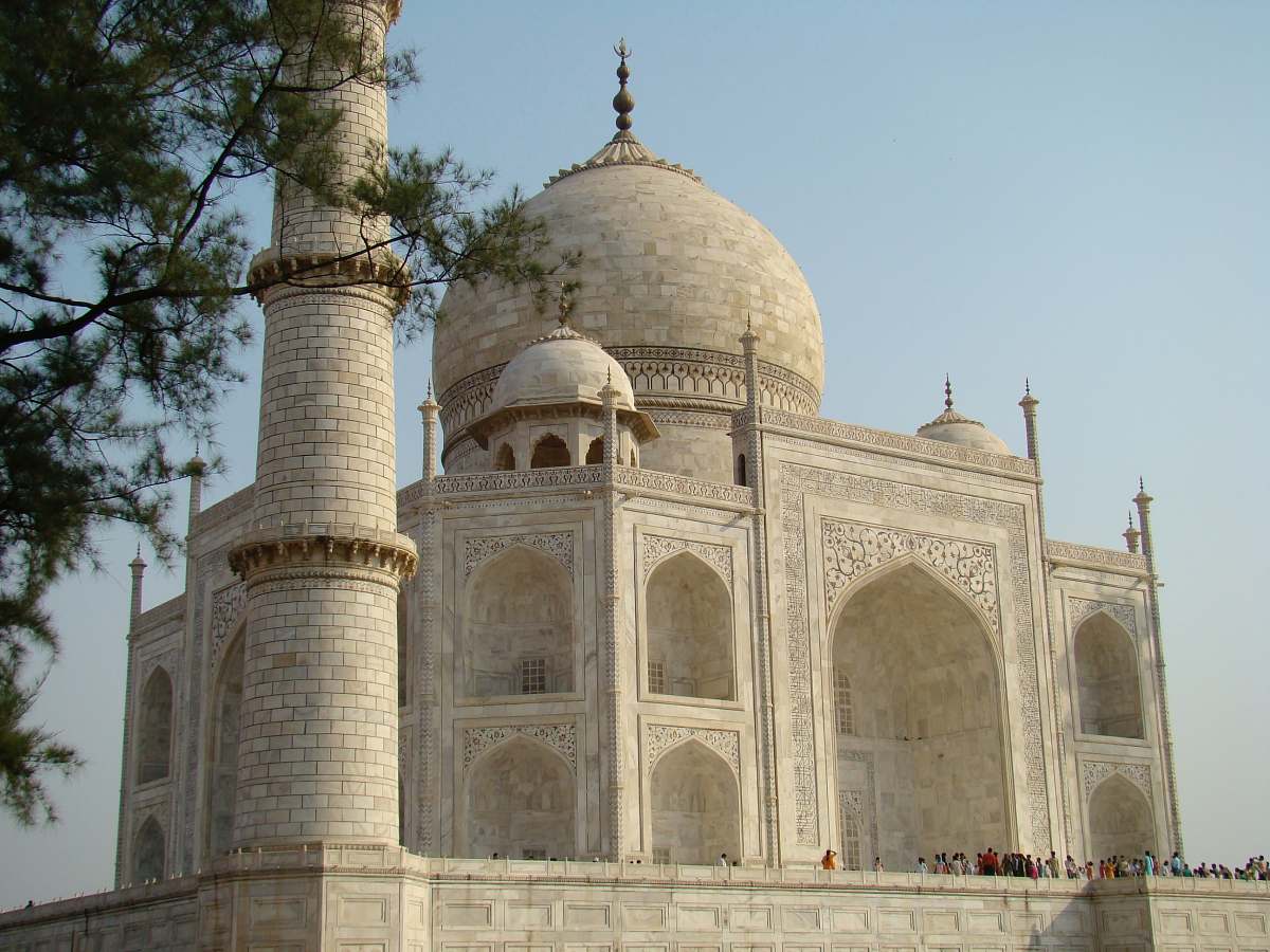 building Taj Mahal, India dome