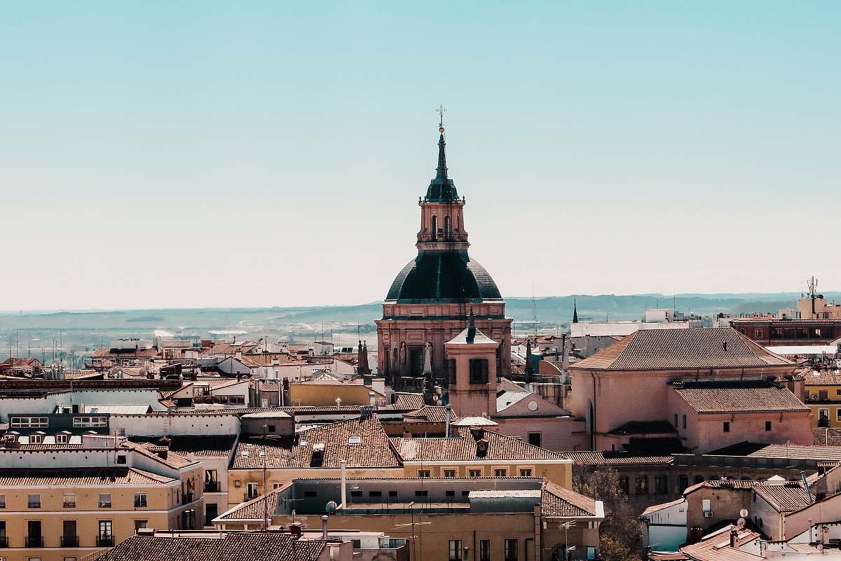 Building Wide-angle Photography Of Buildings During Daytime Dome Image ...