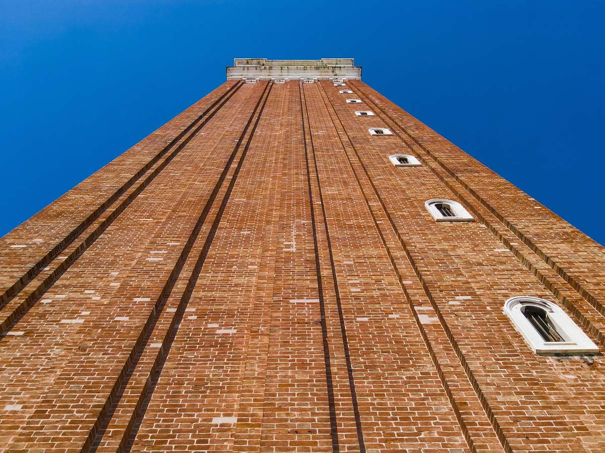 building low-angle photography of brown concrete building architecture