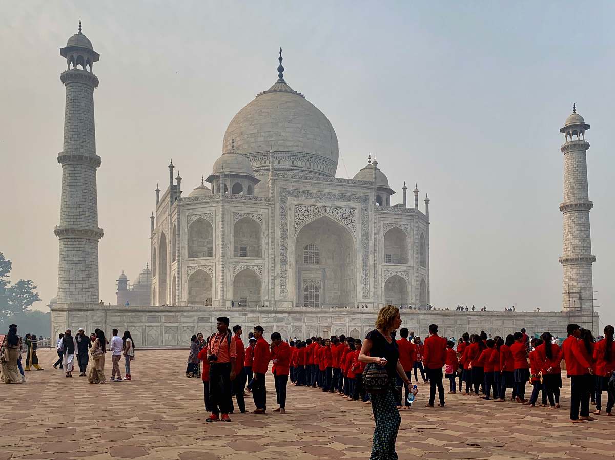 building Taj Mahal, India architecture