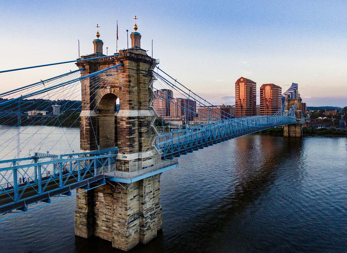 cincinnati brown and blue concrete bridge ohio