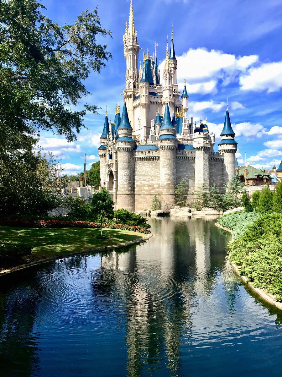 building Disney Castle, Singapore orlando