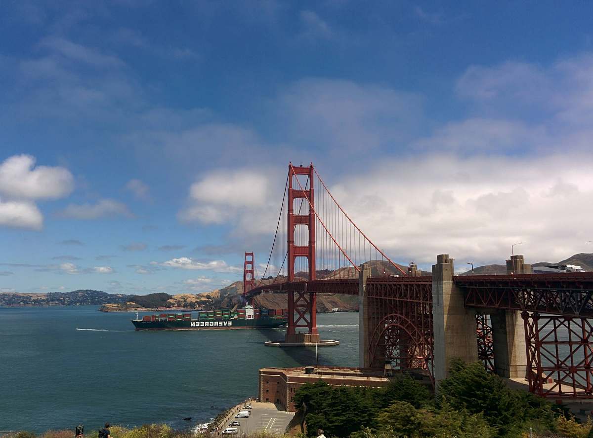 city The Golden Gate bridge metropolis