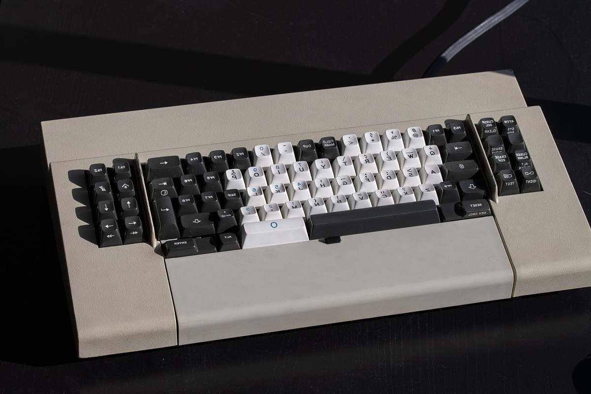keyboard white and black computer keyboard computer hardware