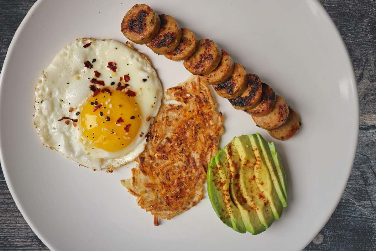 egg cooked food on plate breakfast