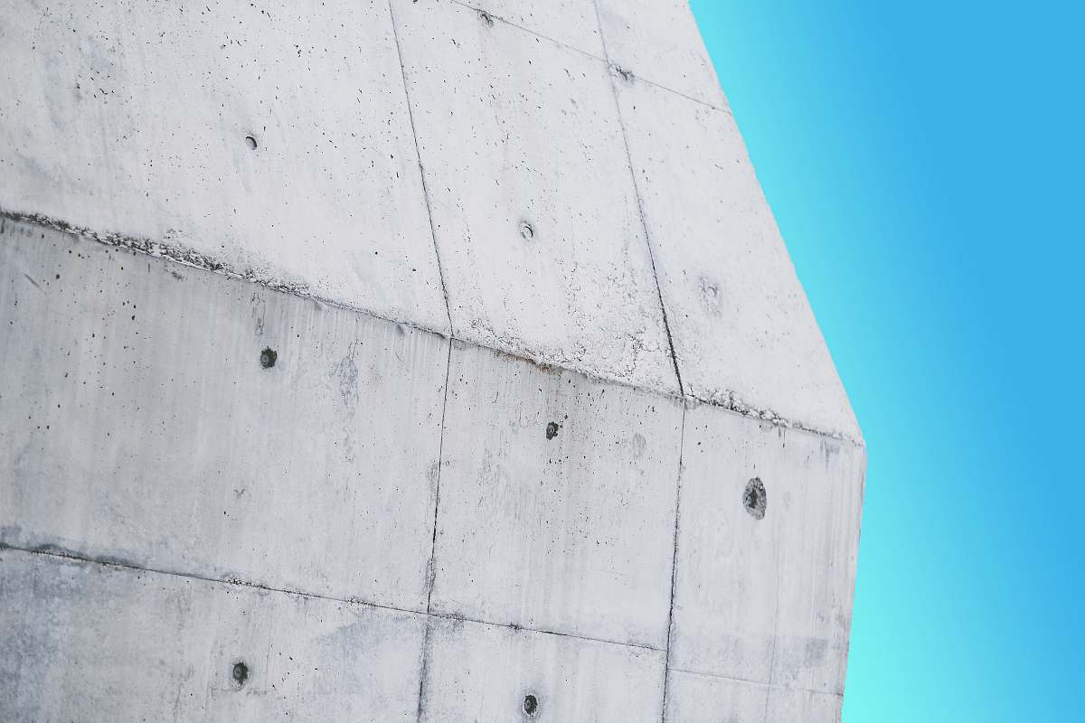 texture Interesting modern textured art sculpture with bright blue background, Akron Art Museum akron art museum