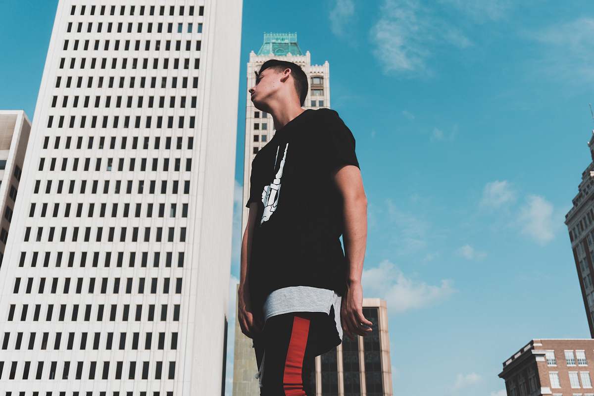 apparel men's black and white T-shirt clothing