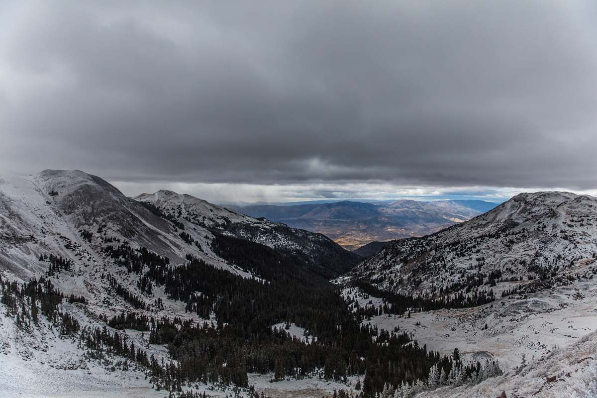 snow white and brown mountain during daytime tushar mountains