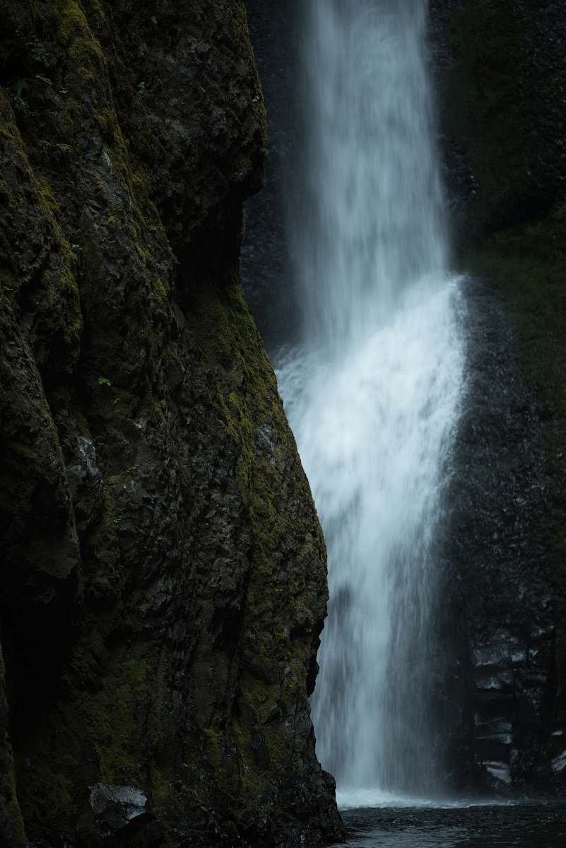 water time lapse photography of flowing waterfall outdoors