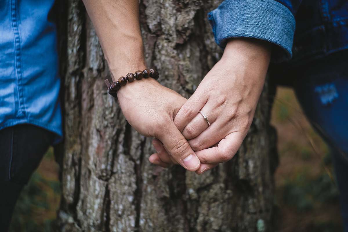 person two person holding hands human