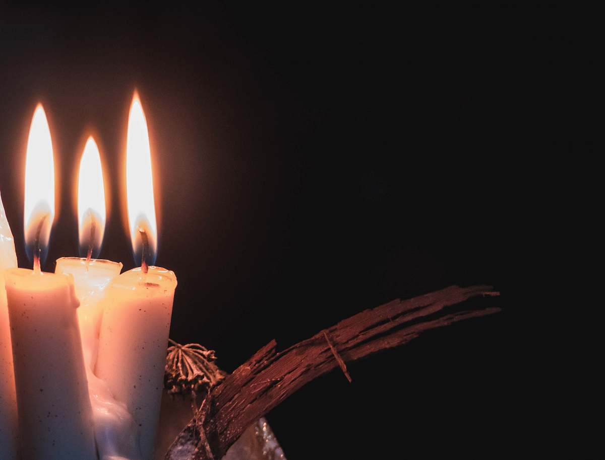 fire three lighted candles croatia