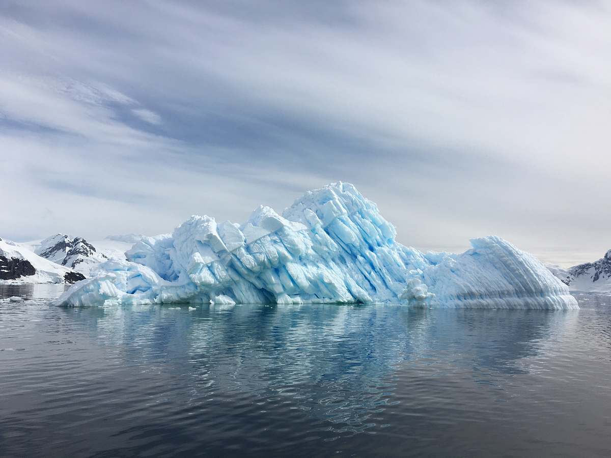 glacier selective focus of white snow butte iceberg
