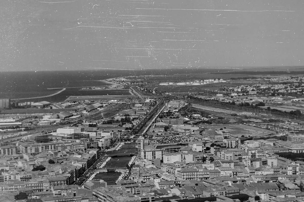 nature aerial grayscale photography of an urban city during daytime landscape