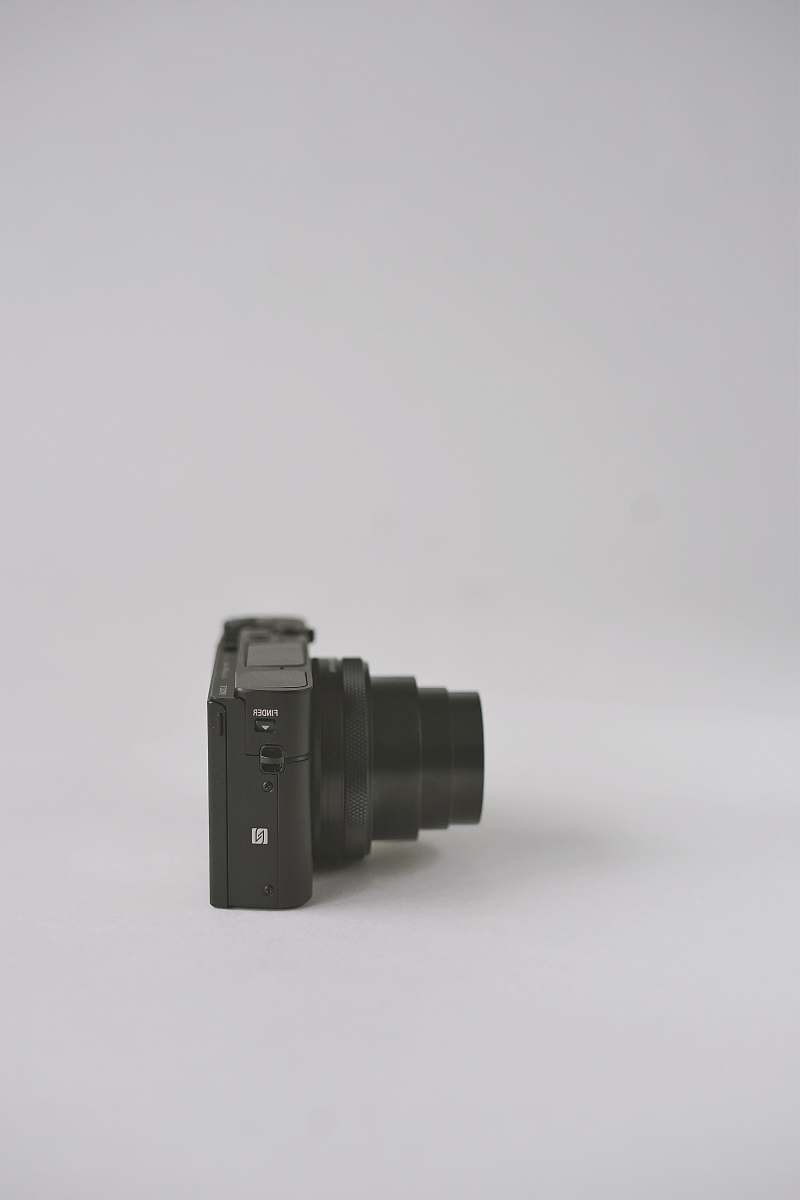 grey black dslr camera camera