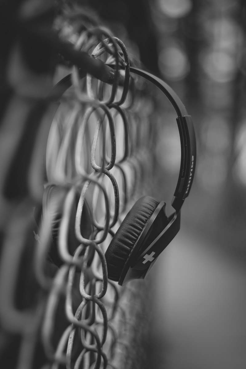 grey black headphones close-up photography electronics