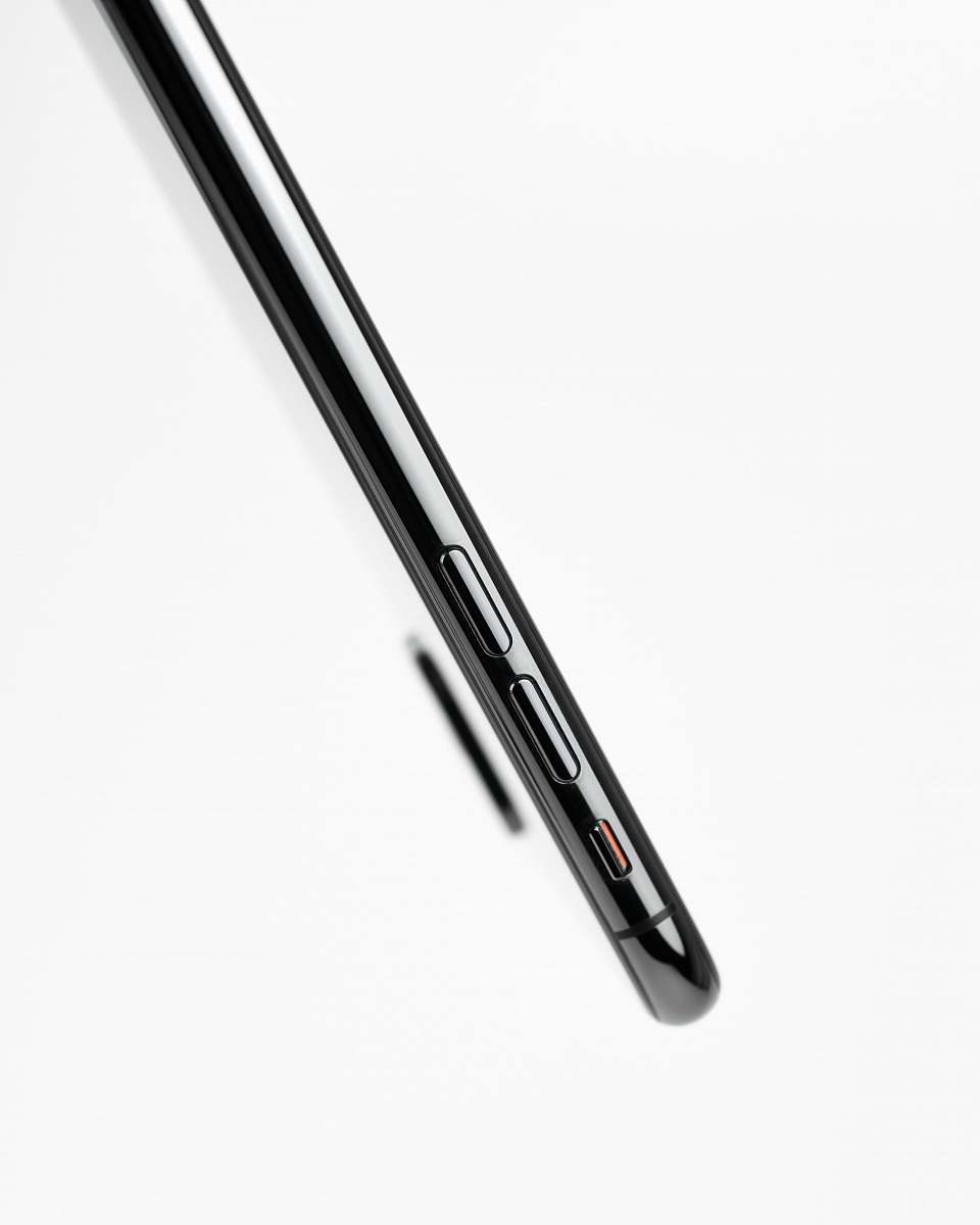 pen black smartphone iphone