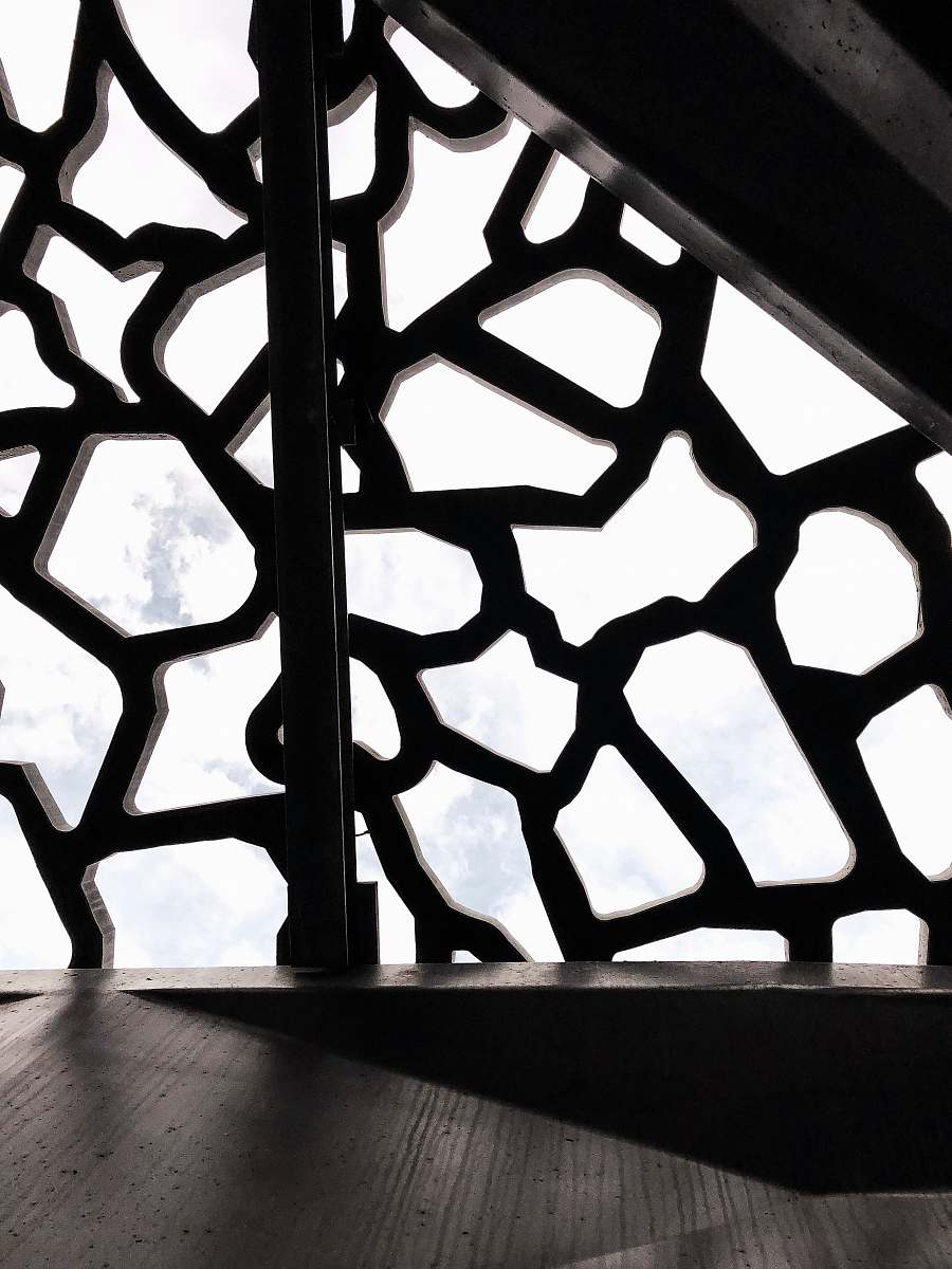 machine brown wooden window during daytime spoke