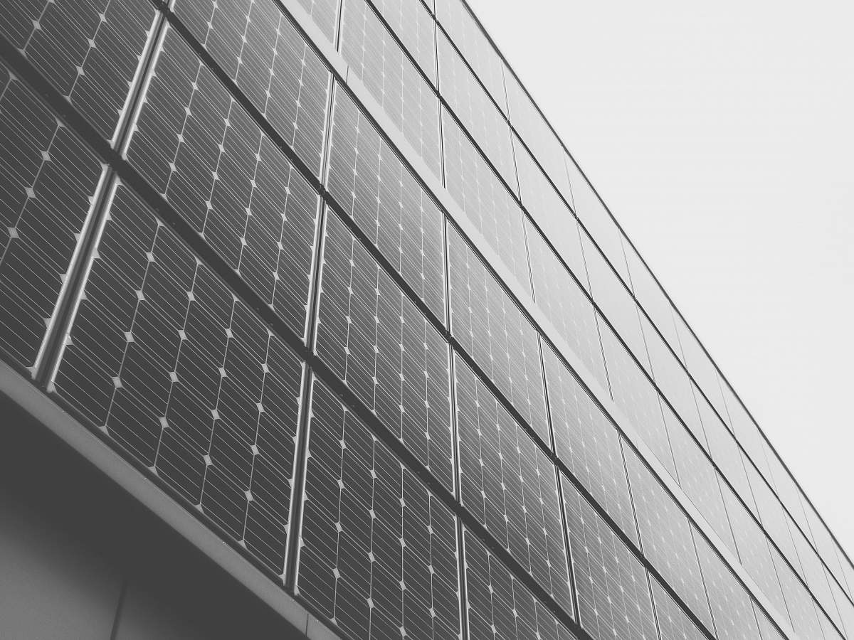 grey close-up photography of black and gray concrete building building