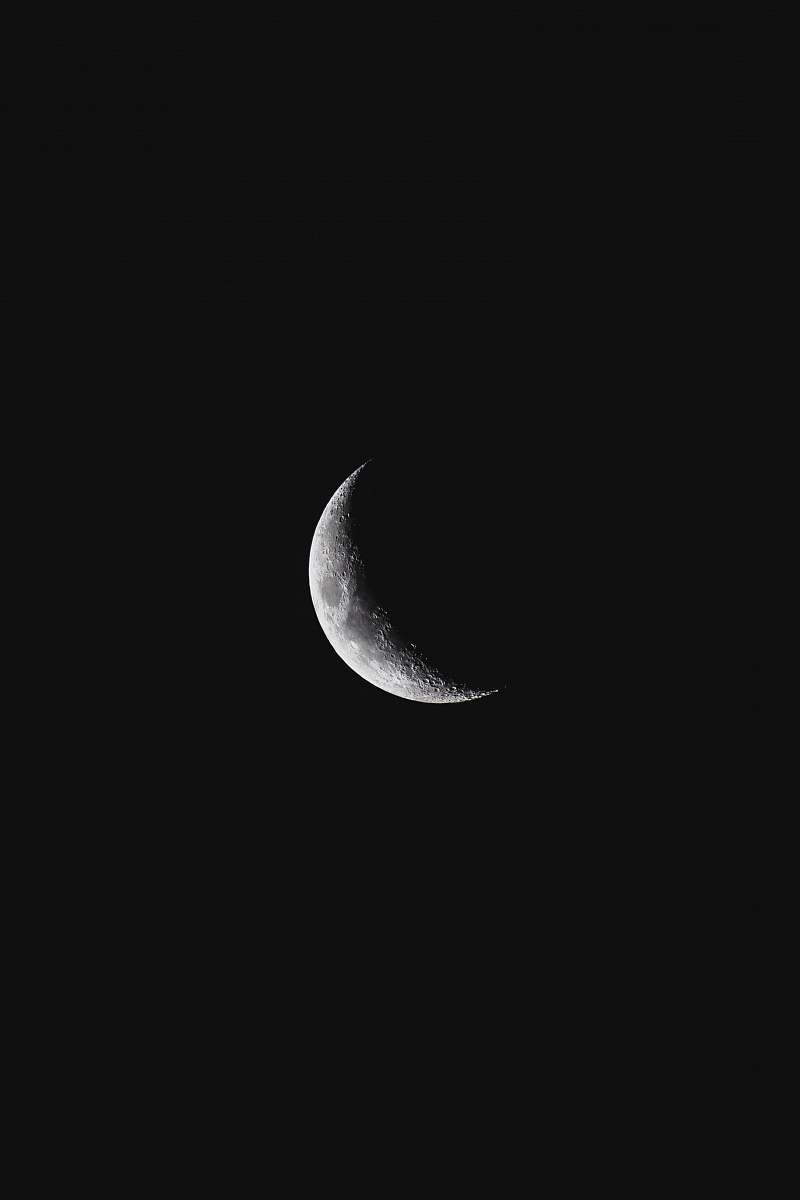 Night Closeup Photography Of Crescent Moon Moon Image Free Photo
