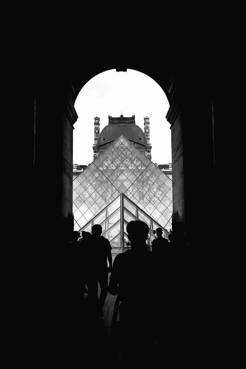 architecture grayscale photography of Louvre Museum, Paris arch