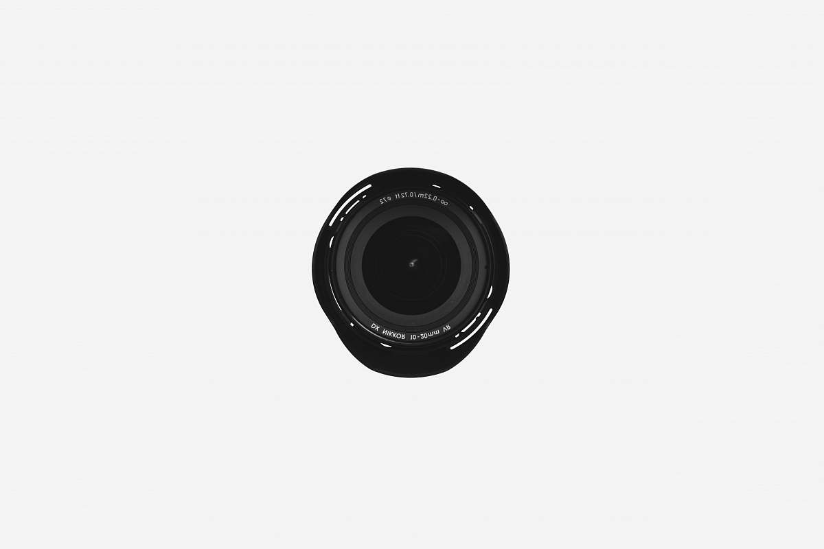 electronics telephoto lens with white background camera lens