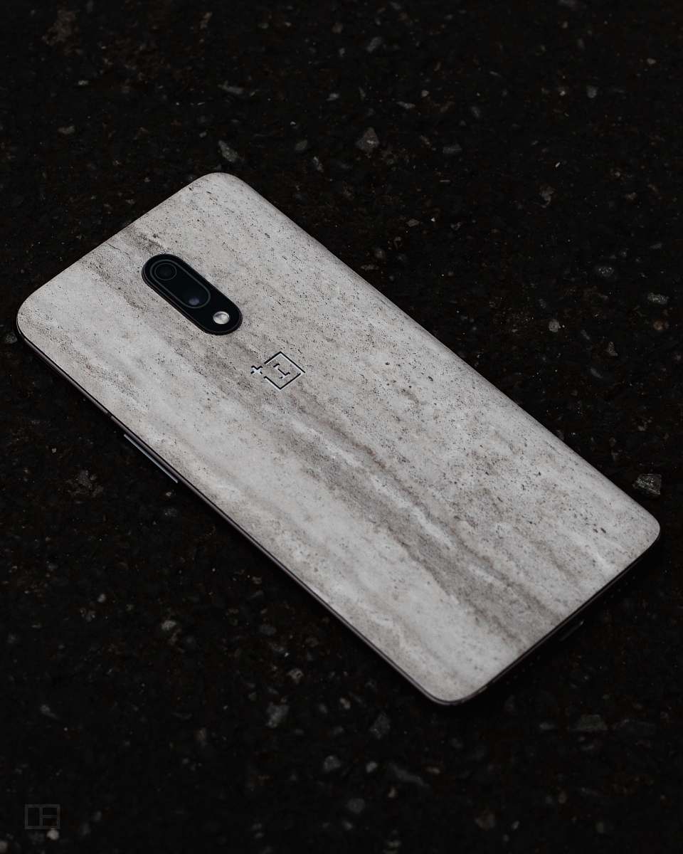 grey white Android smartphone blade
