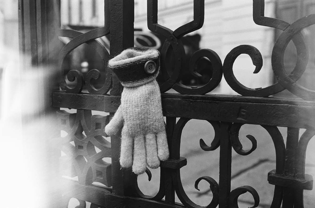 railing white gloves banister